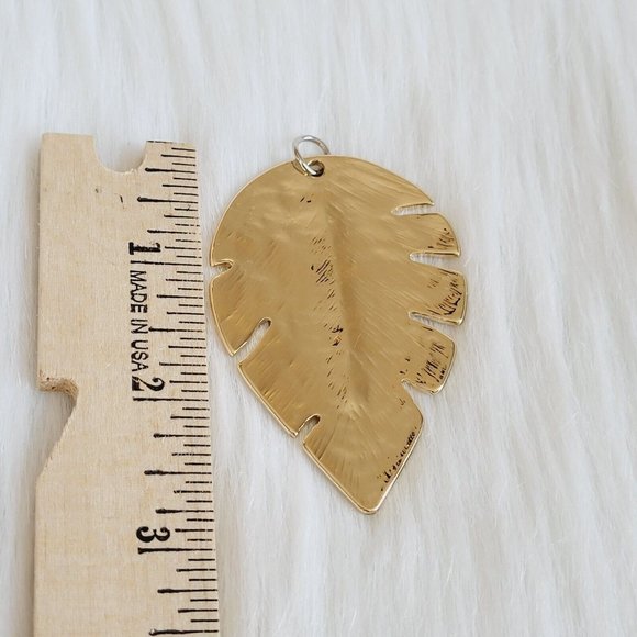 RHinestone Leaf Pendant Multicolor Statement Shiny Gold Tone Metal 13155 - Picture 7 of 8